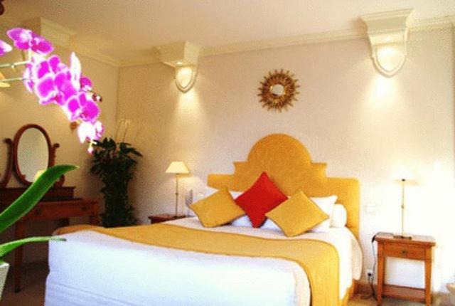 Manoir De Kertalg Moelan-sur-Mer Quarto foto